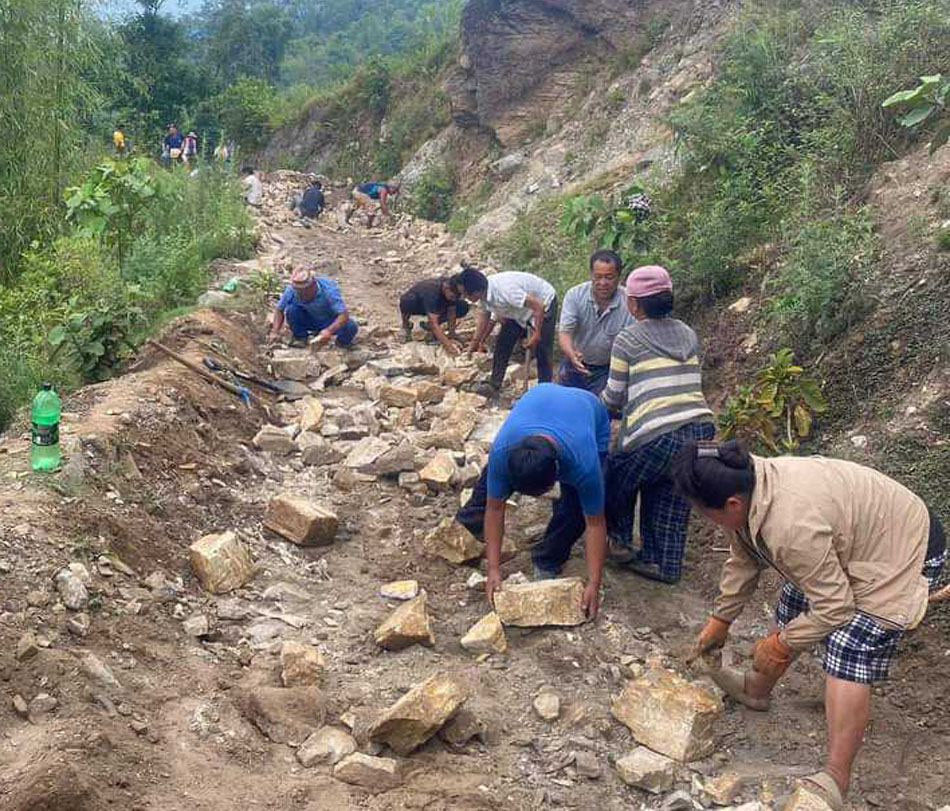 खोटाङको बाक्सिलामा हरेक शनिबार श्रमदान