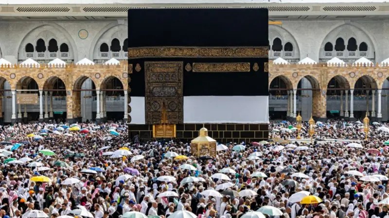 हजयात्रामा मृत्यु हुनेको संख्या १३०१ पुग्यो