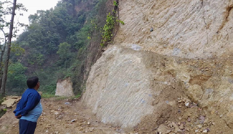 पहिरोका कारण कालीगण्डकी करिडोर र बझाङको जयपृथ्वी राजमार्ग अवरुद्ध