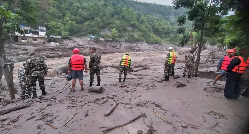 बाढी पहिरोबाट ९९ जनाको मृत्यु, ७२ बेपत्ता