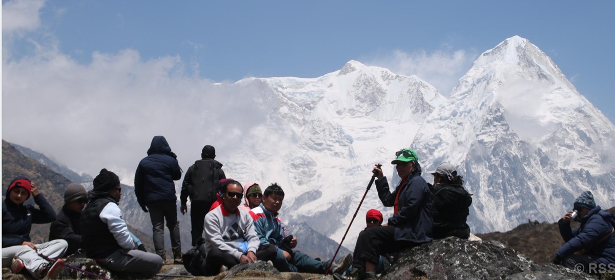 साहसिक यात्राका लागि कञ्चनजङ्गा हिमाल, पर्यटकको रोजाइमा