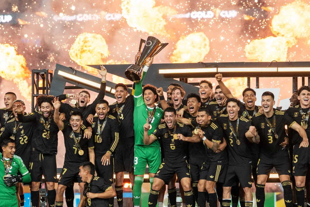 मेक्सिकोले अमेरिकालाई २-१ ले हराउँदै दशौं पटक गोल्ड कप उपाधि जित्यो
