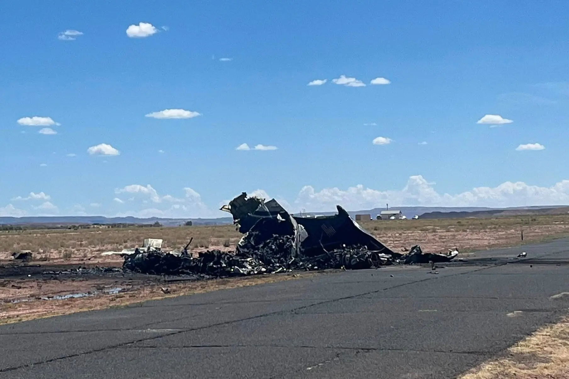 एरिजोनामा मेडिकल ट्रान्सपोर्ट विमान दुर्घटना, ४ जनाको मृत्यु