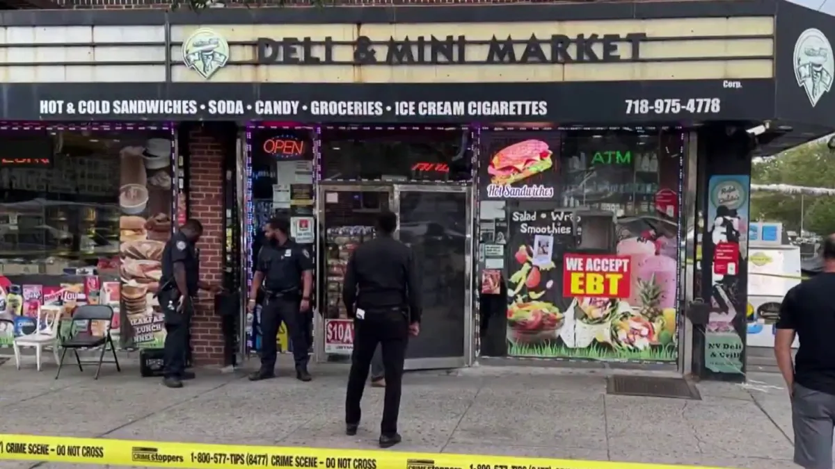 ब्रुकलिन मिनी–मार्टमा कार्यरत कर्मचारीको छुरा प्रहारबाट मृत्यु