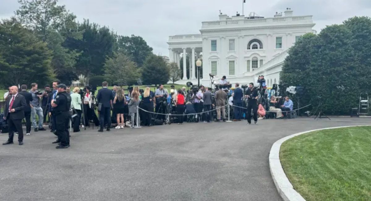 ह्वाइट हाउसमा ट्रम्प–जेलेन्स्की भेट : युरोपेली नेताहरू उपस्थित, युक्रेनका लागि निर्णायक घडी