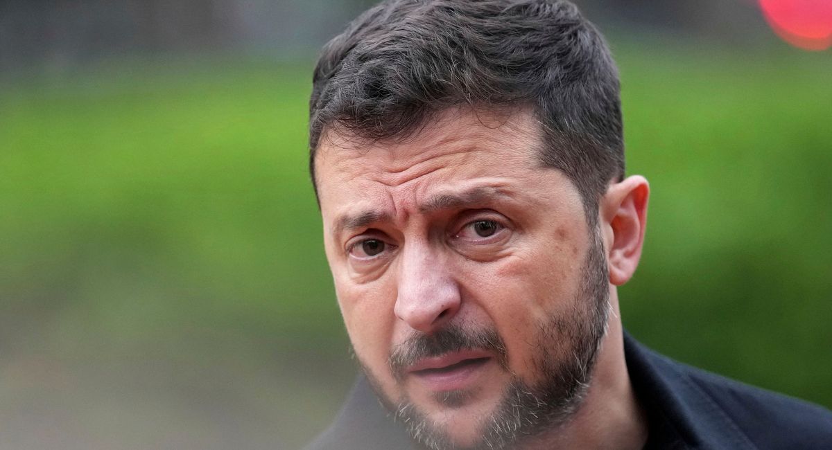 जेलेन्स्कीद्वारा ९० अर्ब डलरको अमेरिकी हतियार योजनाको पुष्टि, त्रिपक्षीय बैठकको मिति अझै अनिश्चित