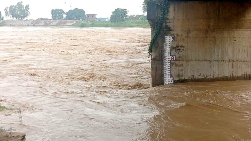 बर्दियाको किरिनखोलामा जलसतह सतर्कता तह भन्दामाथि
