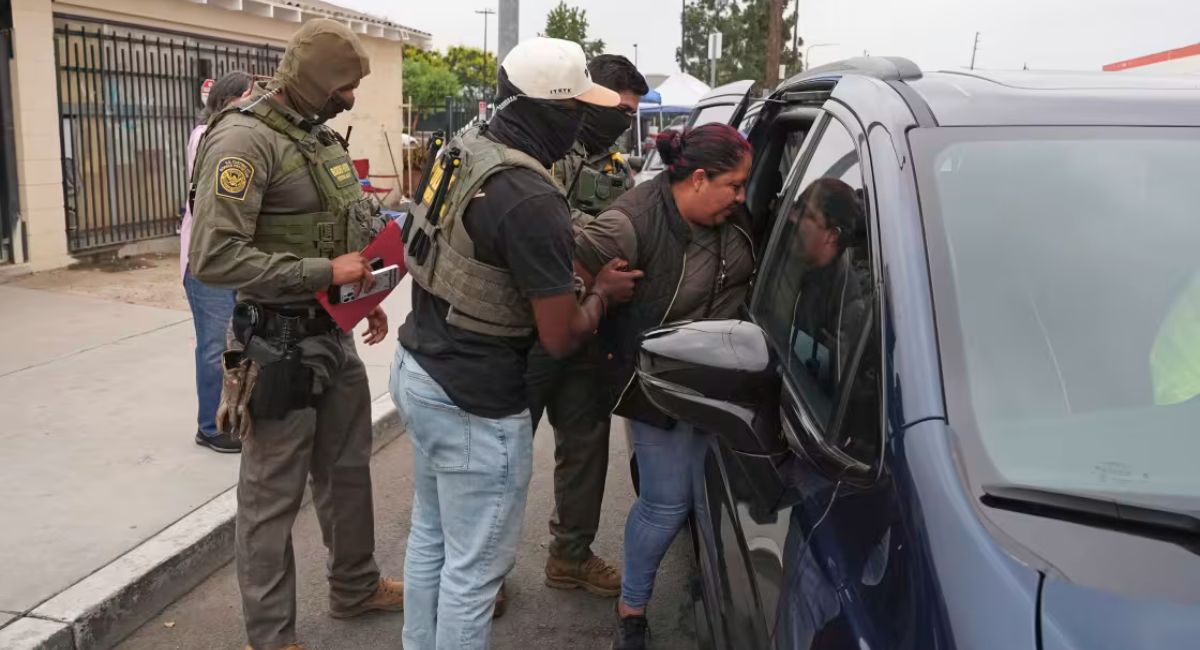 होम डिपो पार्किङमा आप्रवासीमाथि कडाइ : रोजगारी र गिरफ्तारीबीच दिनहुँ जोखिम