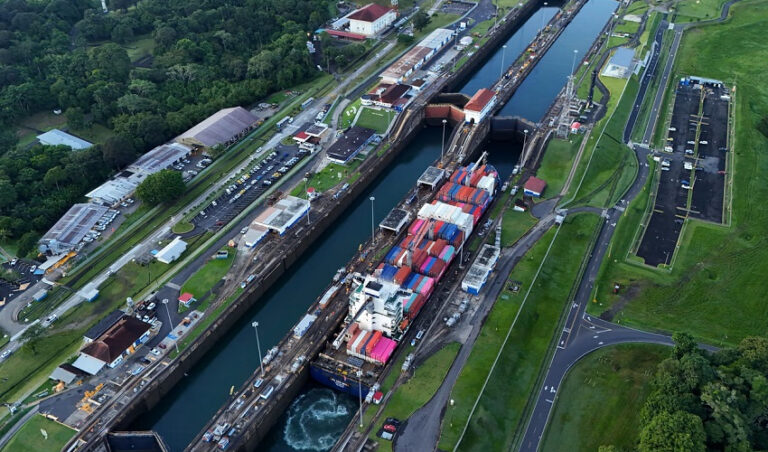 ट्रम्पको कर नीतिपछि पनि अझै घटेन पानामा नहरको ट्राफिक