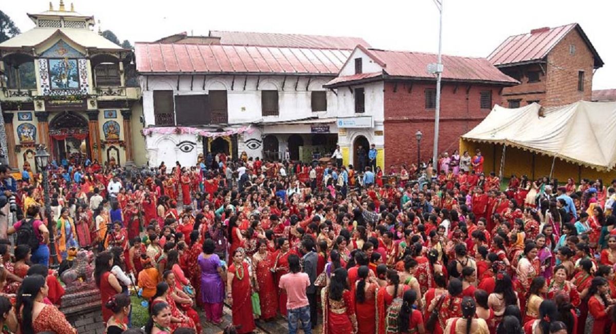 हरितालिका : पशुपतिनाथलगायत देशभरका शिवालयमा  भक्तजनको घुइँचो