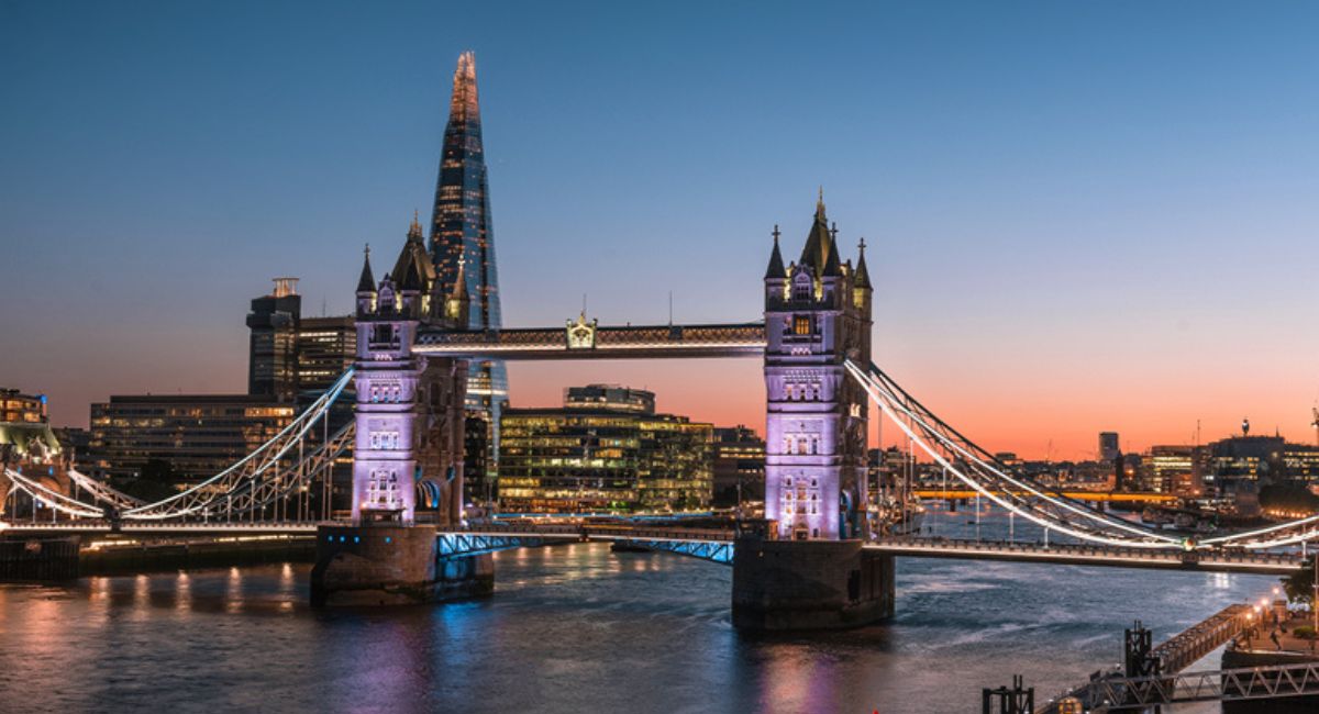 बेलायतमा आप्रवासी बसोबासका कडा नियम ल्याउने तयारी