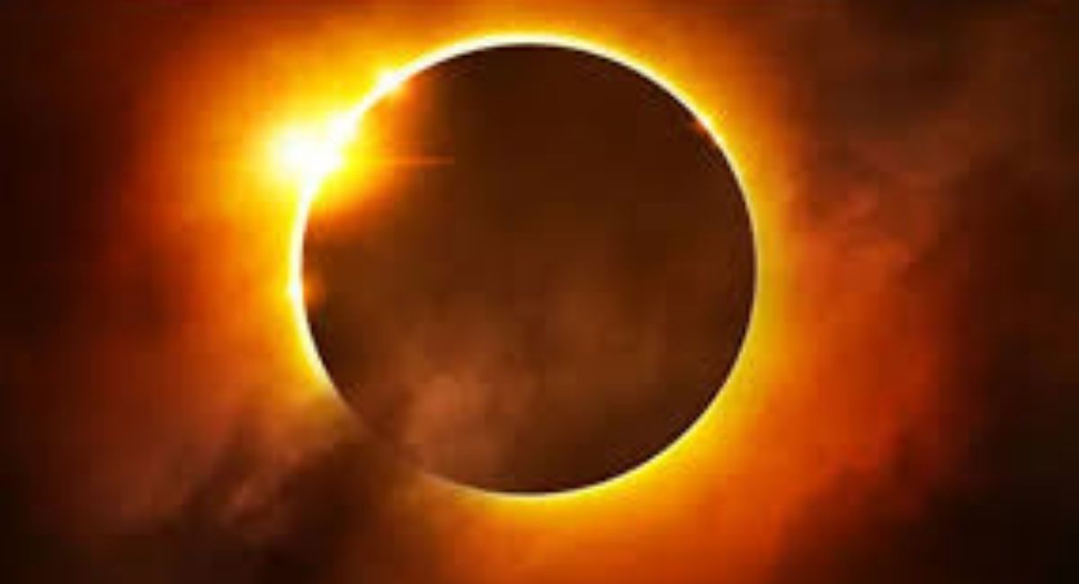आज सूर्यग्रहण लाग्दै, नेपालबाट हेर्न नपाईने