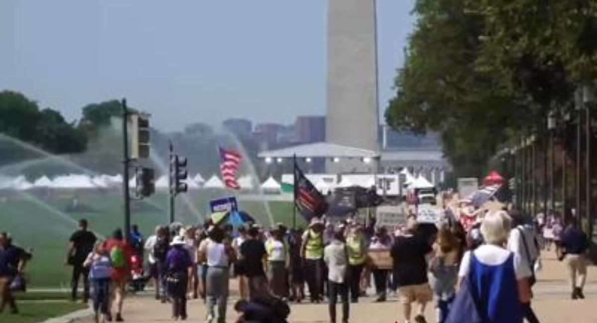 फिलाडेल्फियादेखि वासिङ्टनसम्म १६० माइल पदयात्रा सम्पन्न, लोकतन्त्र र जवाफदेहिताका लागि आह्वान