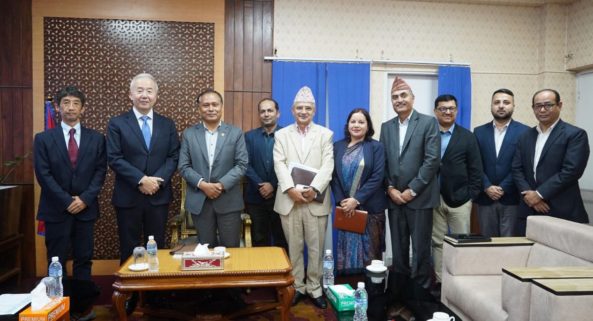 मन्त्री घिसिङसँग जापानी राजदूतको शिष्टाचार भेट