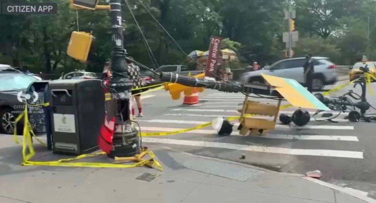 सेन्ट्रल पार्क नजिक ट्राफिक बत्ती खस्दा ४ जना घाइते