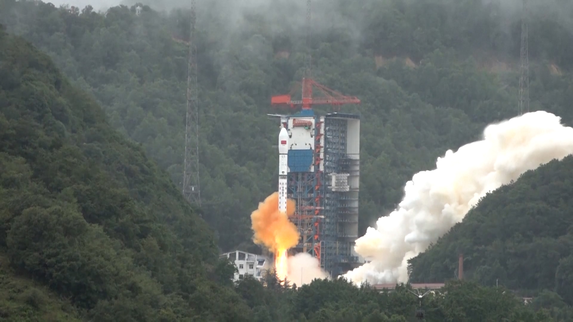 चीनमा दुई नयाँ परीक्षण उपग्रहहरू अन्तरिक्षमा पठाइयो