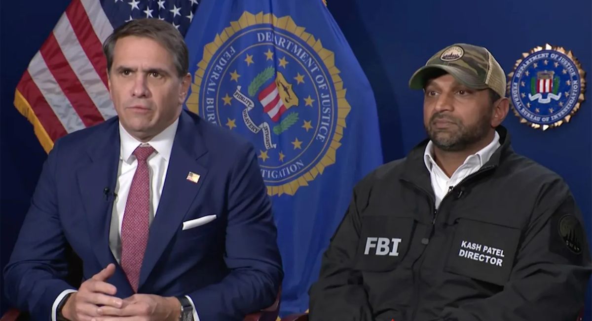 अपरेसन मिडवे ब्लिट्ज: शिकागोमा अपराध र अवैध आप्रवासनविरुद्ध संघीय अभियान