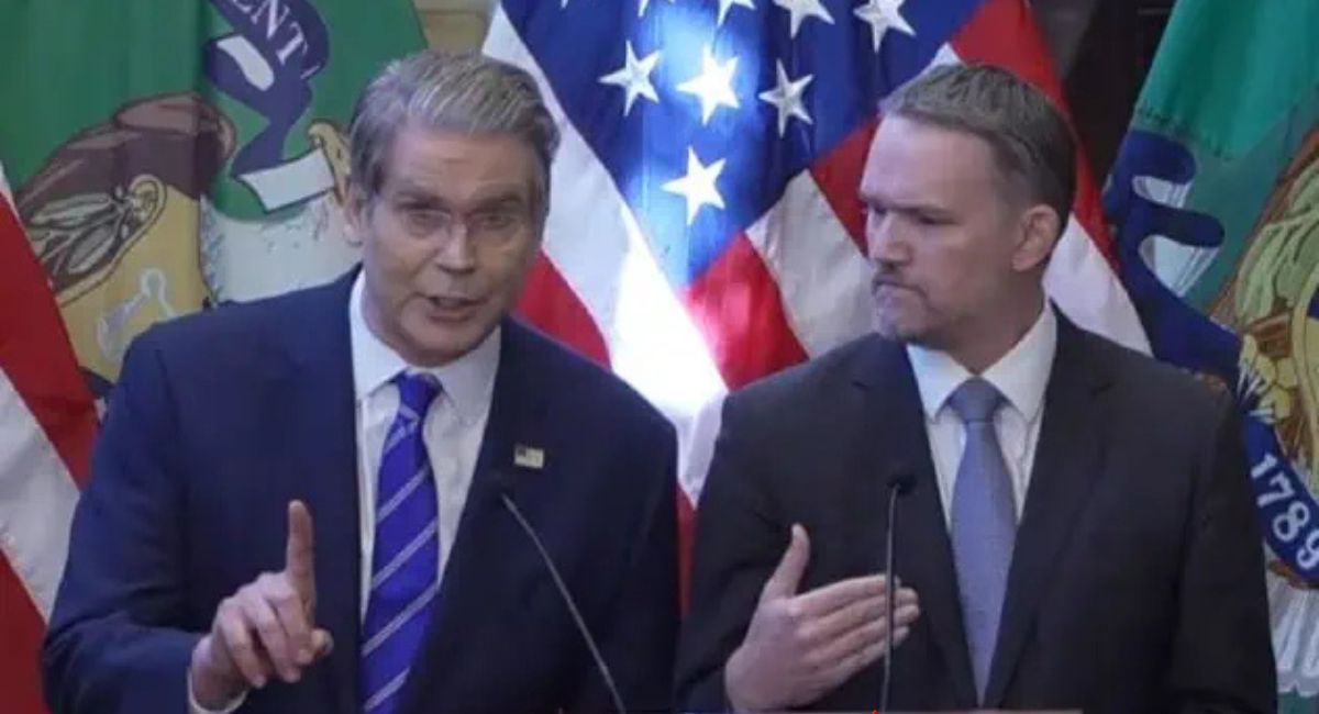 दुर्लभ खनिज विवाद ‘चीन र बाँकी विश्वबीचको संघर्ष’ : अर्थमन्त्री स्कट बेसेन्ट