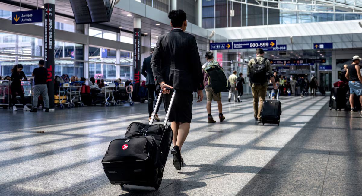 टोरन्टोमा अवतरणपछि उडान परिचारिका बेपत्ता