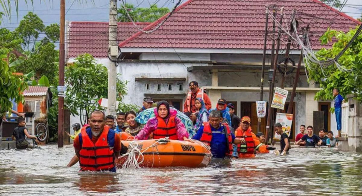 इन्डोनेशियामा बाढी–पहिरोमा ४४२ को मृत्यु, दक्षिण–पूर्व एशियामा संकट