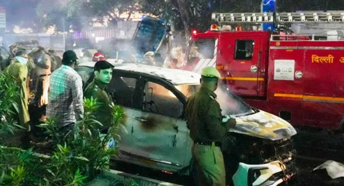 दिल्लीको कार विस्फोटमा आठ जनाको मृत्यु, अनुसन्धान तीव्र