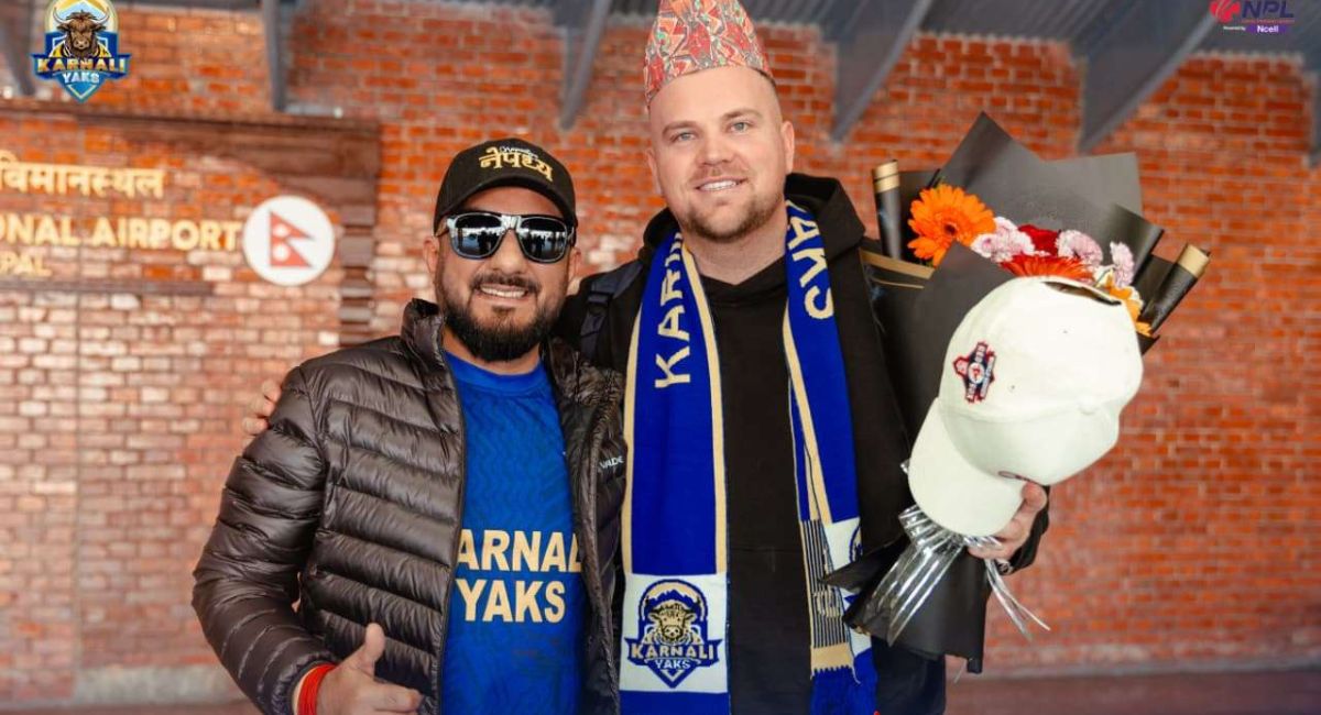 कर्णालीबाट खेल्न मार्क वाट नेपाल आइपुगे