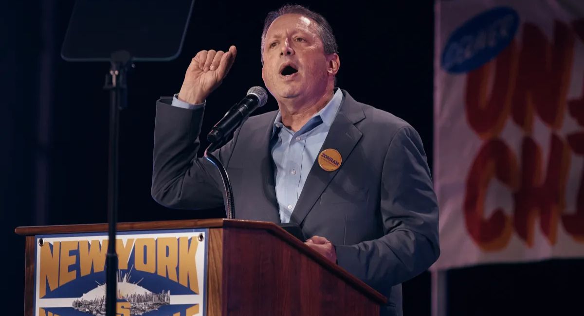 न्युयोर्क सिटीका कम्प्ट्रोलर ब्राड ल्यान्डरले गरे चुनाव लड्ने घोषणा