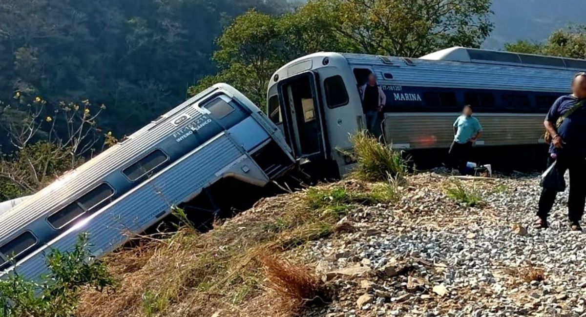 मेक्सिकोमा रेल दुर्घटना : १३ जनाको मृत्यु, करिब १०० घाइते