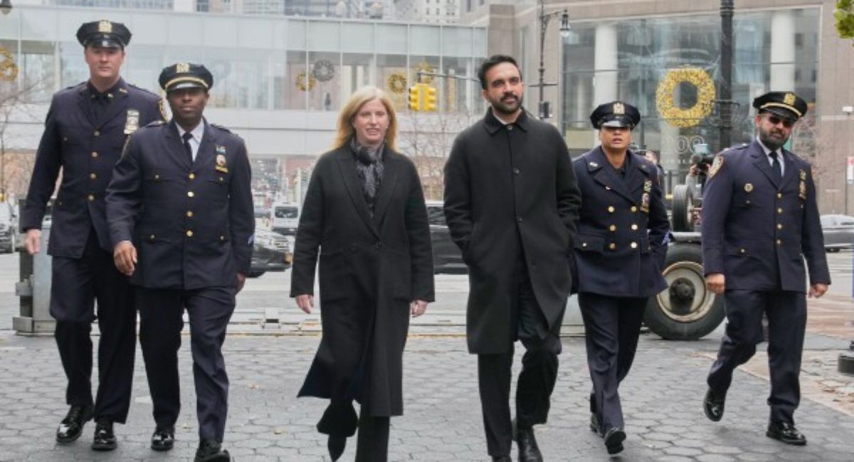 अन्योल चिर्न मेयर मामदानी र प्रहरी कमिश्नर टिसले संयुक्त पत्रकार सम्मेलन गर्ने