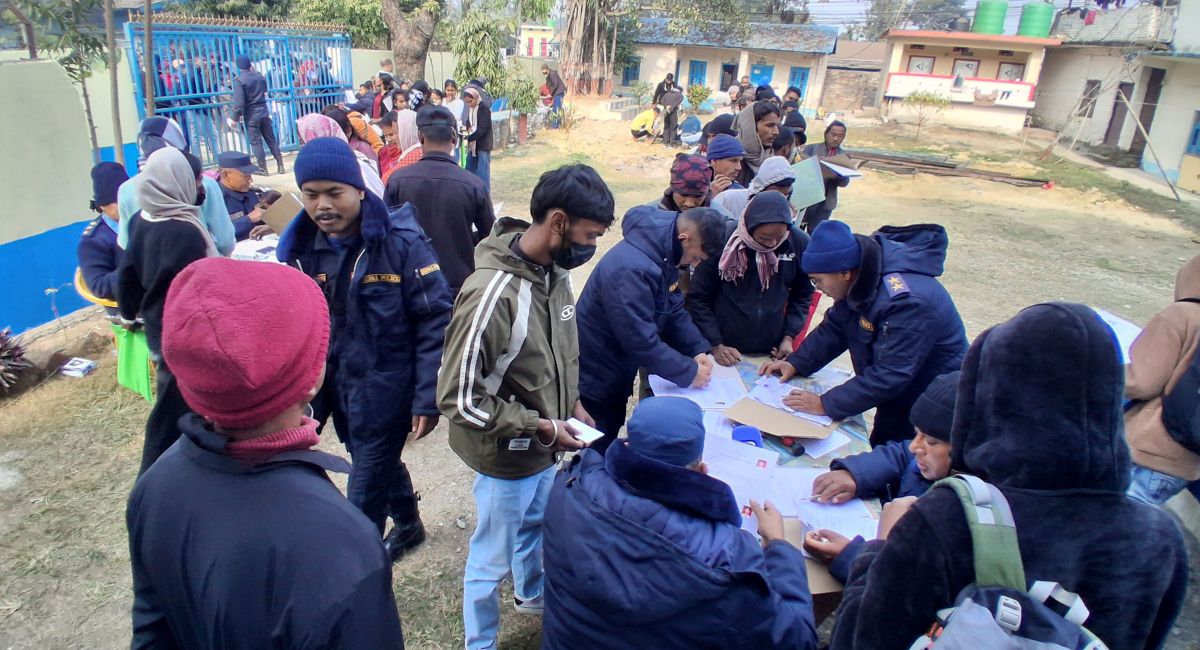 निर्वाचन प्रहरीमा युवाको आकर्षण: देशभर दरखास्त दिनेको उल्लेख्य भीड