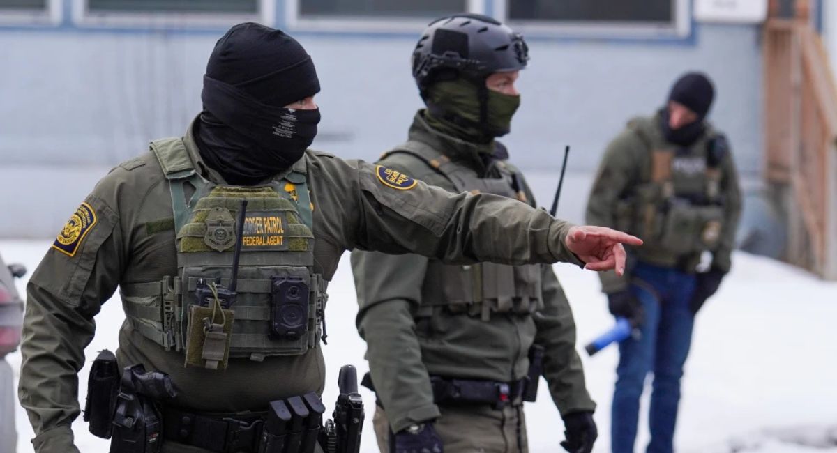 प्रदर्शनकारीको मृत्युपछि ट्रम्पका आप्रवासन अधिकारीहरू कंग्रेसमा बयान दिँदै