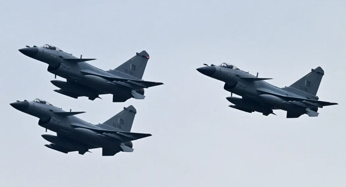 युएईमा रहेका आफ्ना सैन्य शिविर जोगाउन फ्रान्सले खटायो लडाकु विमान