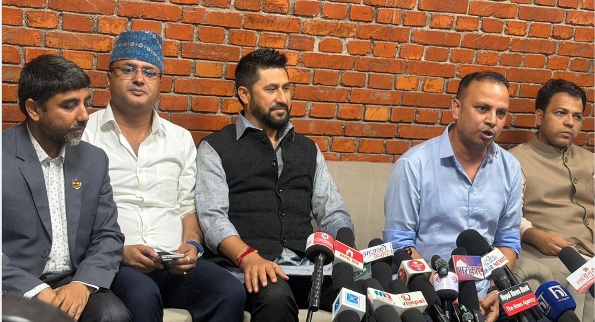 रास्वपा सभापति रवि लामिछाने भारत भ्रमण सकेर स्वदेश फर्किए