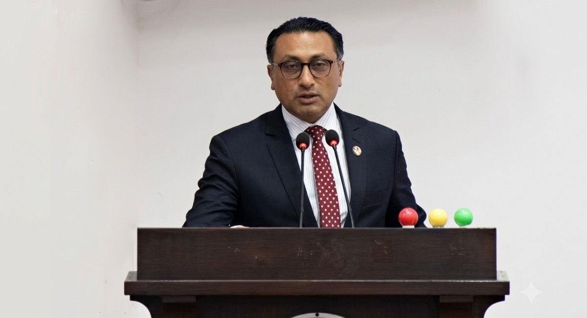 कर घटाएर राजस्व बढाउने नीति छ, ऋण काढेर घिउ खाँदैनौँ : अर्थमन्त्री वाग्ले