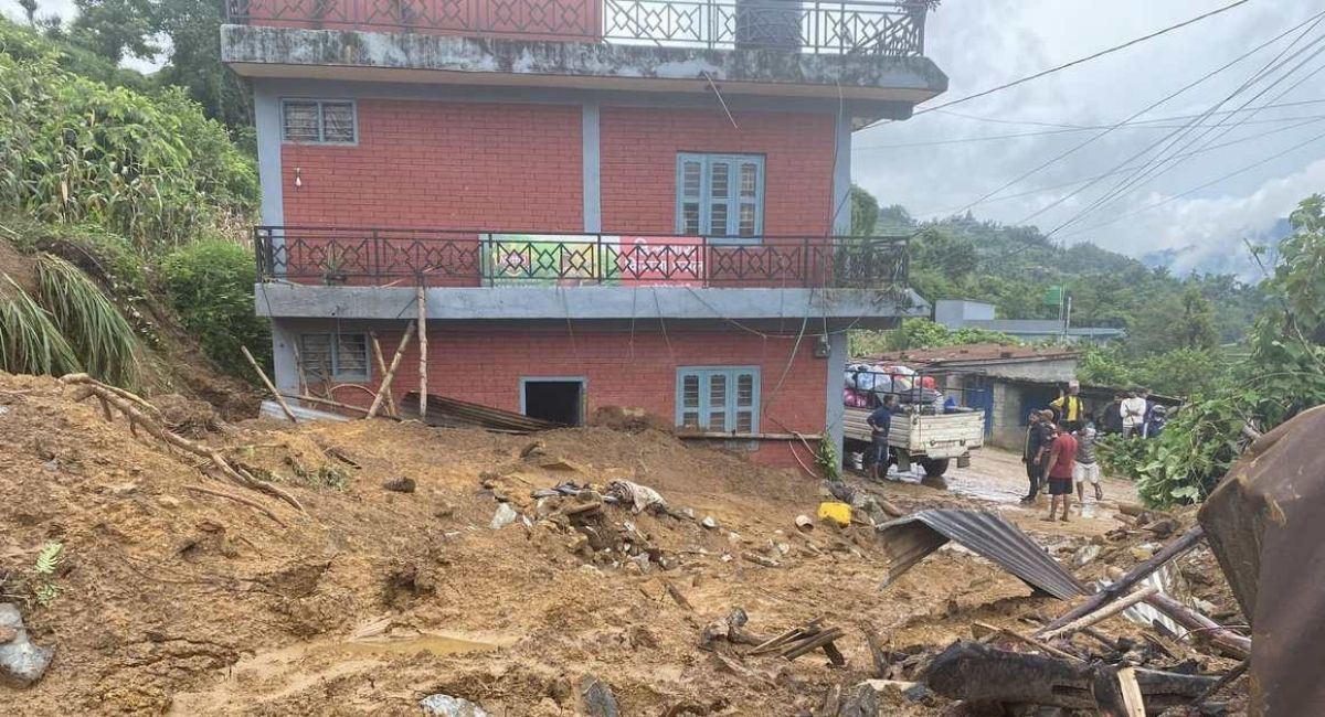 कास्कीमा पहिरो, पाँच परिवार प्रभावित