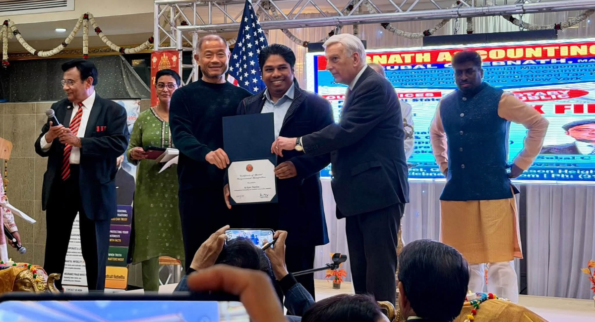 न्युयोर्कको दिवाली समारोहमा डा. राजन थपलिया सम्मानित
